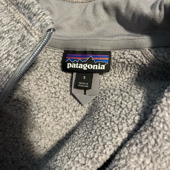 Rarely worn Patagonia 1/4 zip. Selling as I have 2 others. - Picture 2 of 2